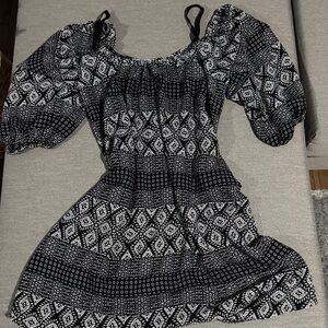 Bailey Blue Black and White Geometric Long Sleeve Dress